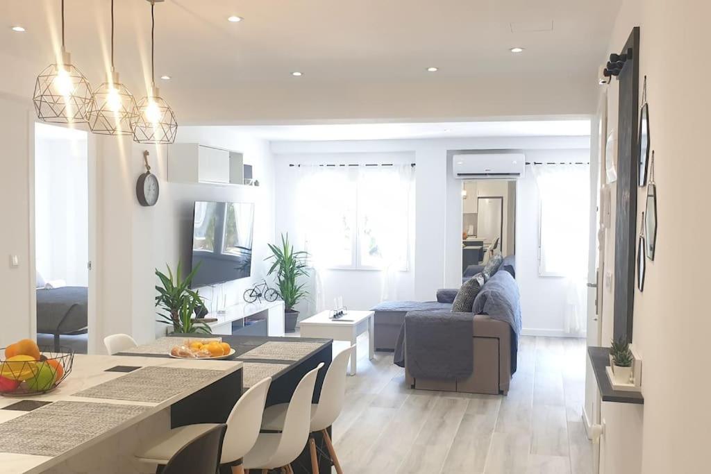 Elda, Alicante Apartment *